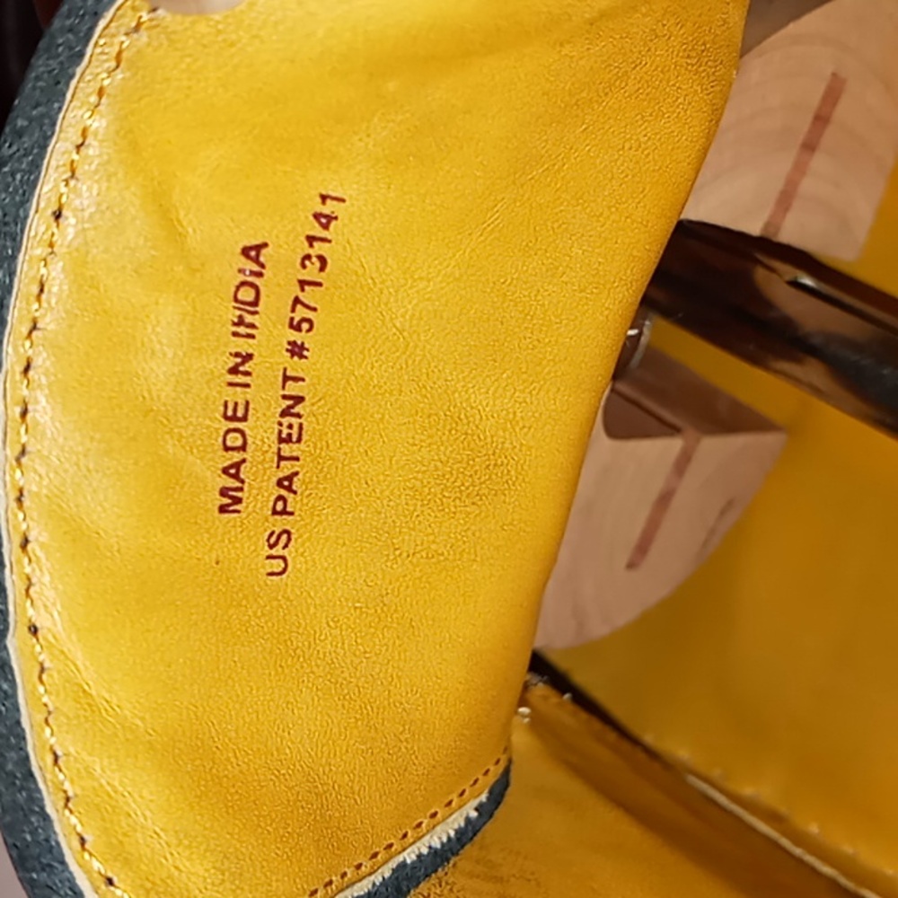 Cole Haan - Picture 8 of 10